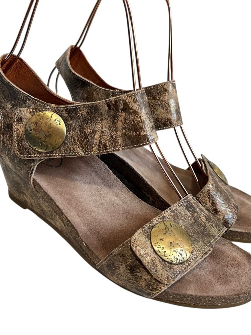 Taos sandals Carousel 2 distressed brown leather ankle strap wedge 41 10 10.5